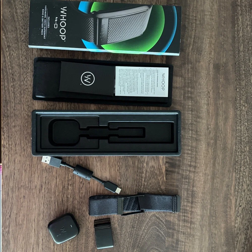 4.0 Black Wristband Fitness Wearable Clip Bundle
